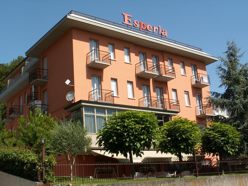 Albergo Esperia Tabiano Terme エクステリア 写真